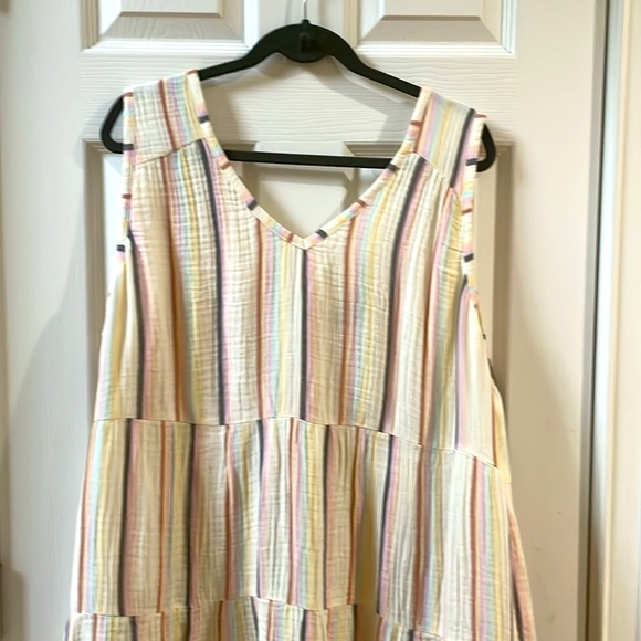 Natural Reflections Dresses & Skirts - EUC Gauze maxi dress